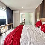 Garden Leaf Villa - 2 Bedroom Pool Villa With Minimum Stay 2 Nights